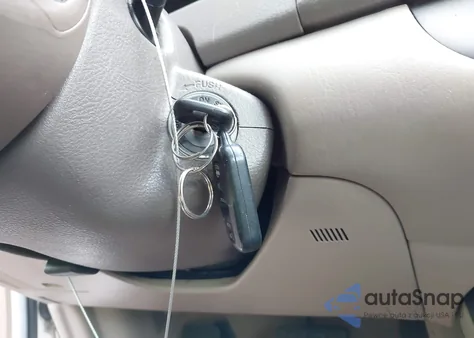 2006 Toyota Camry Le z USA, uszkodzony, nr VIN 4T1BE32K66U642231